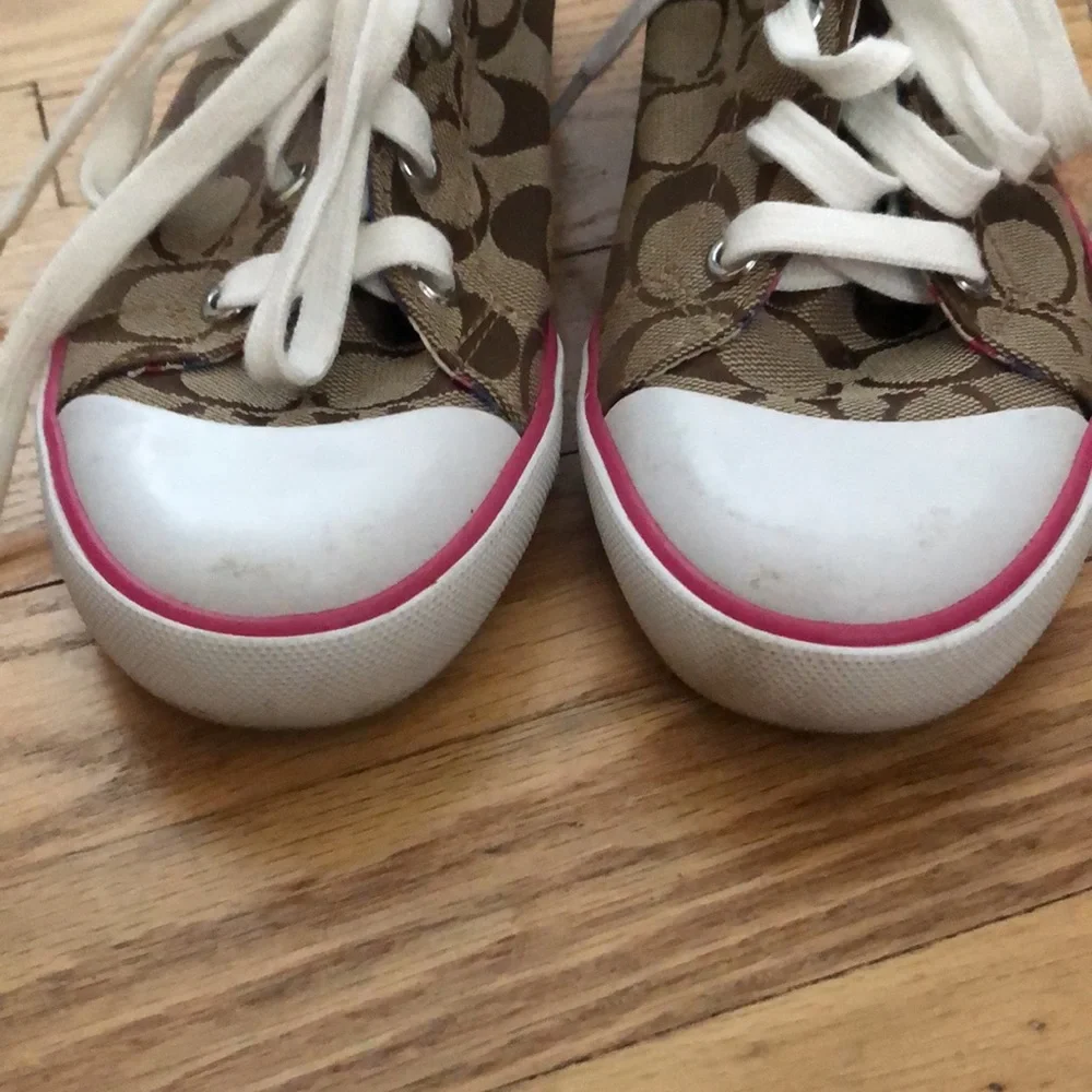 COACH HIGH TOPS - Picture 5 of 9